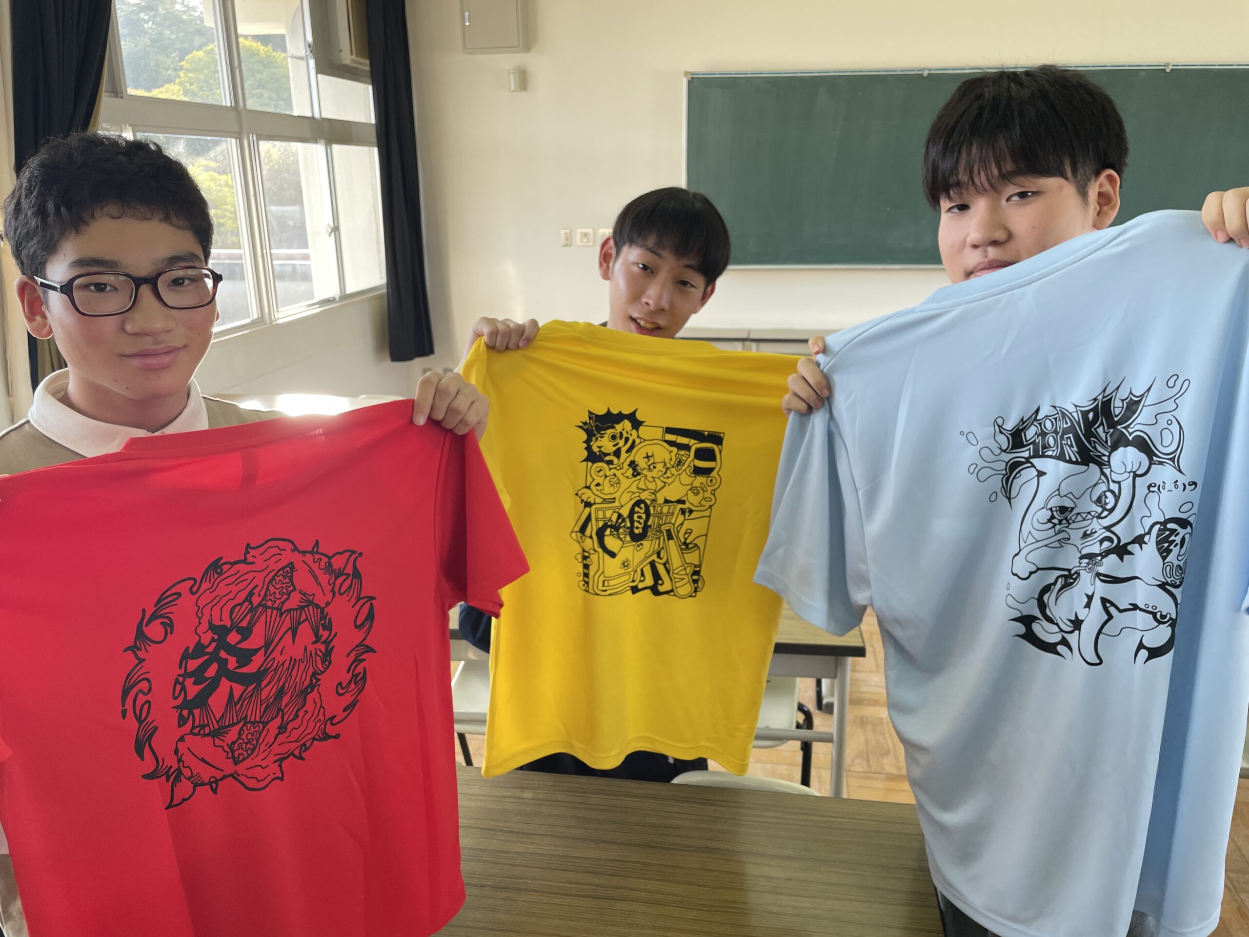 体育祭Tシャツ配布されました