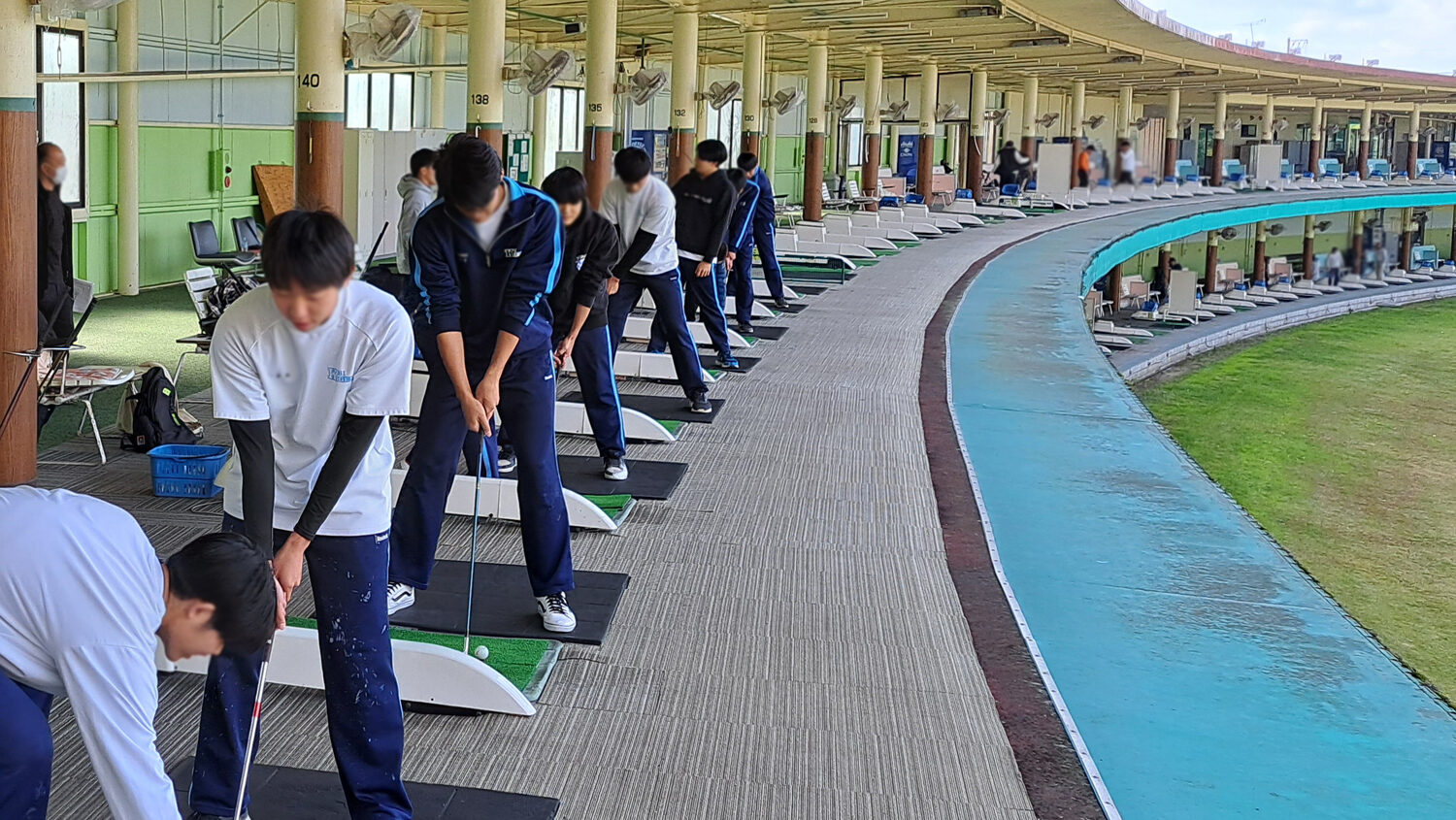 【健康スポーツコース】ゴルフ実習！