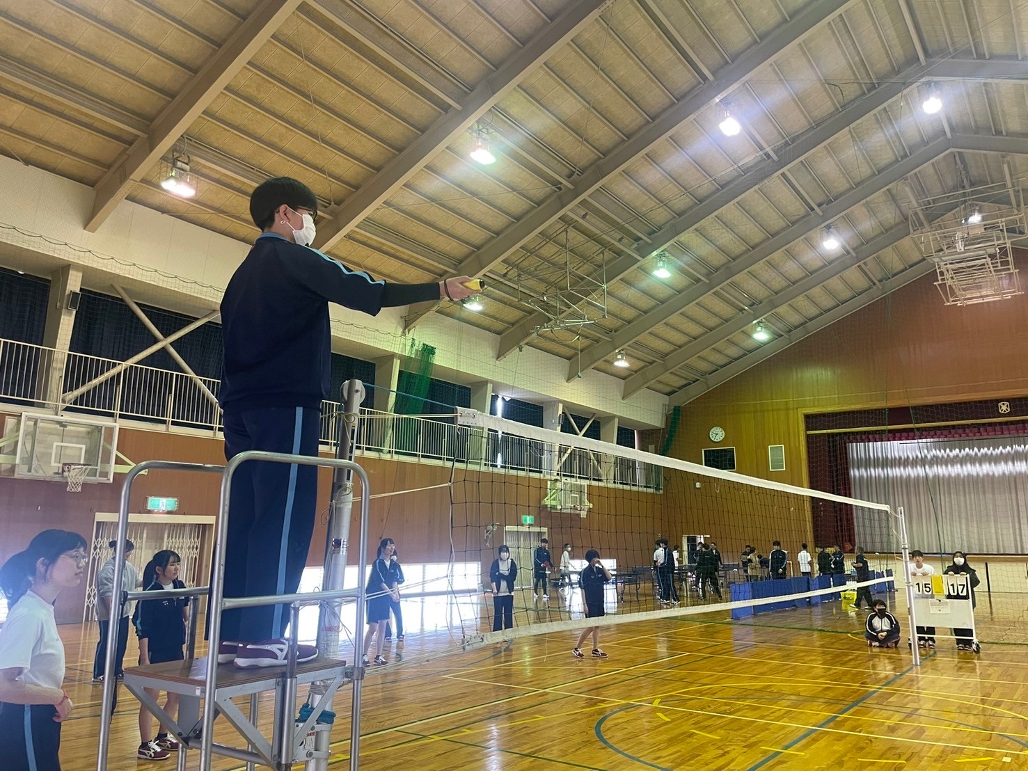 ２年生　学年別研修　スポーツレク