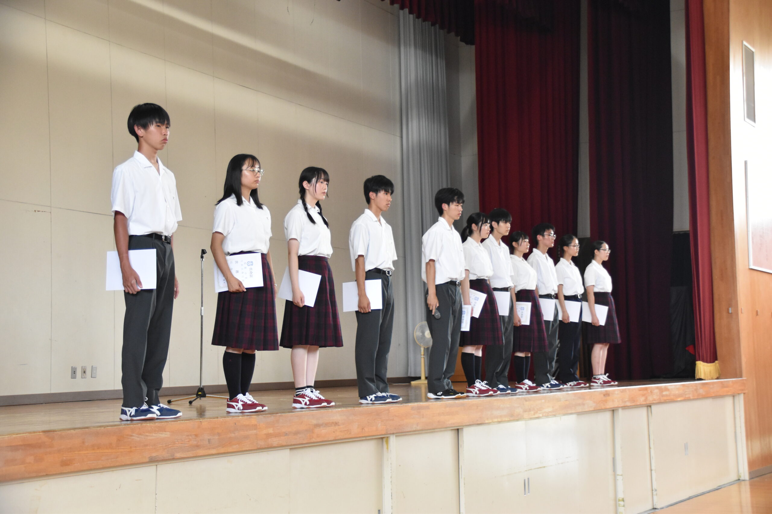 生徒総会・生徒会役員任命式