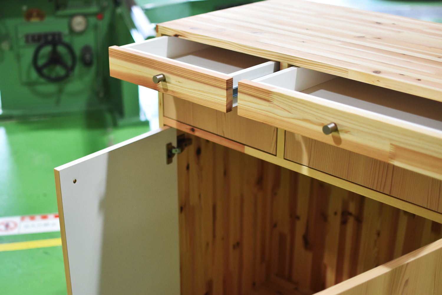 「ゴミ箱収納」納品！