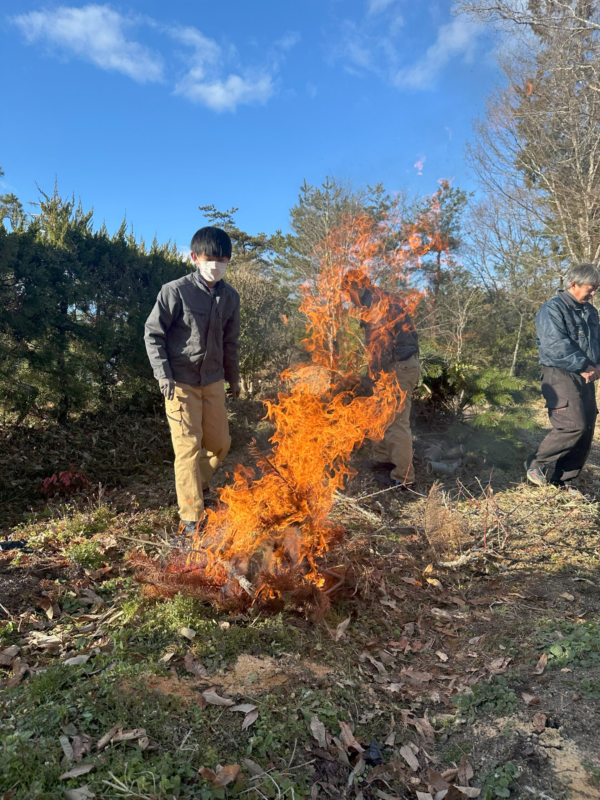 【緑化システムコース】「とんど」いや「どんど」いやいや…