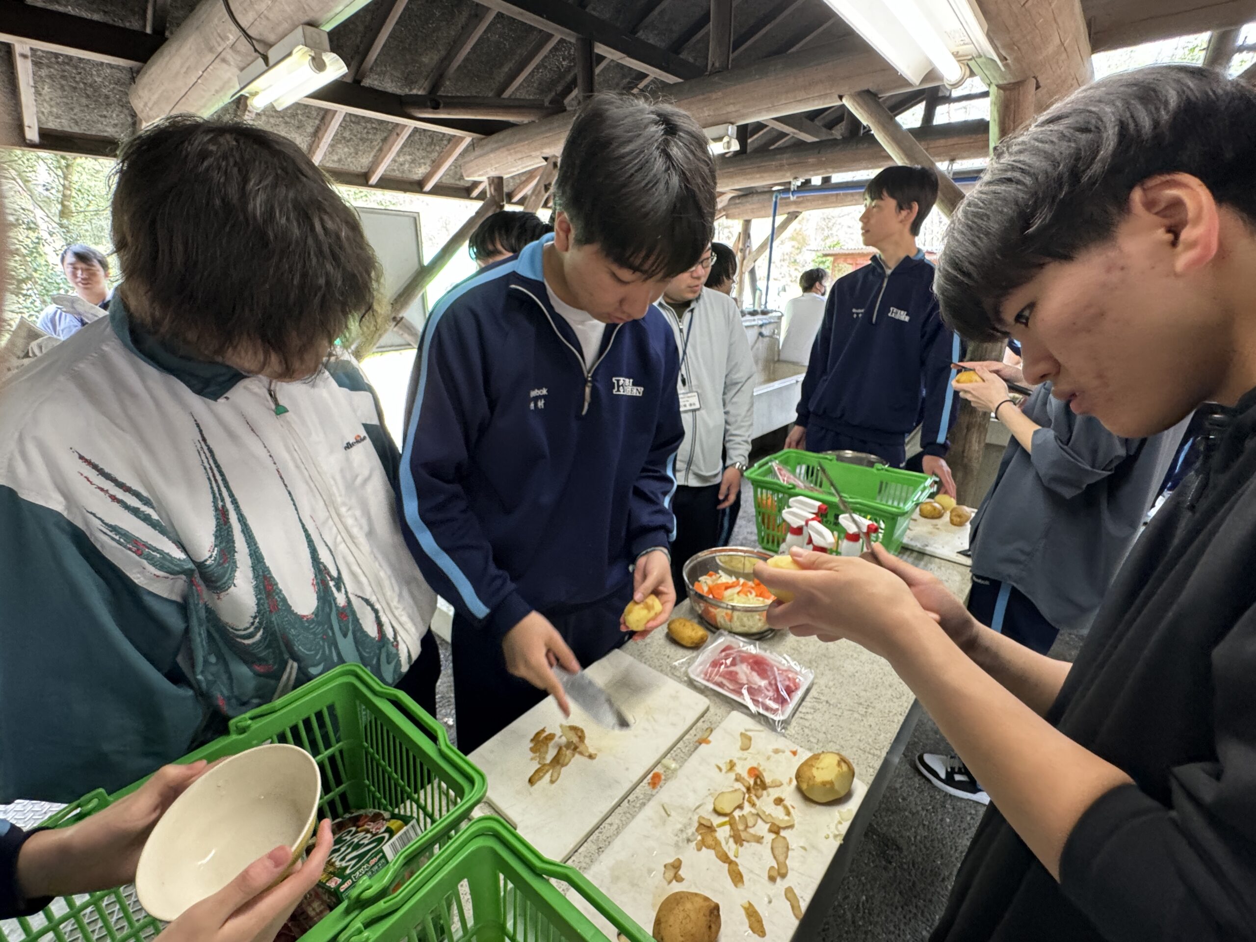 3年生　学年別研修　カレーづくり