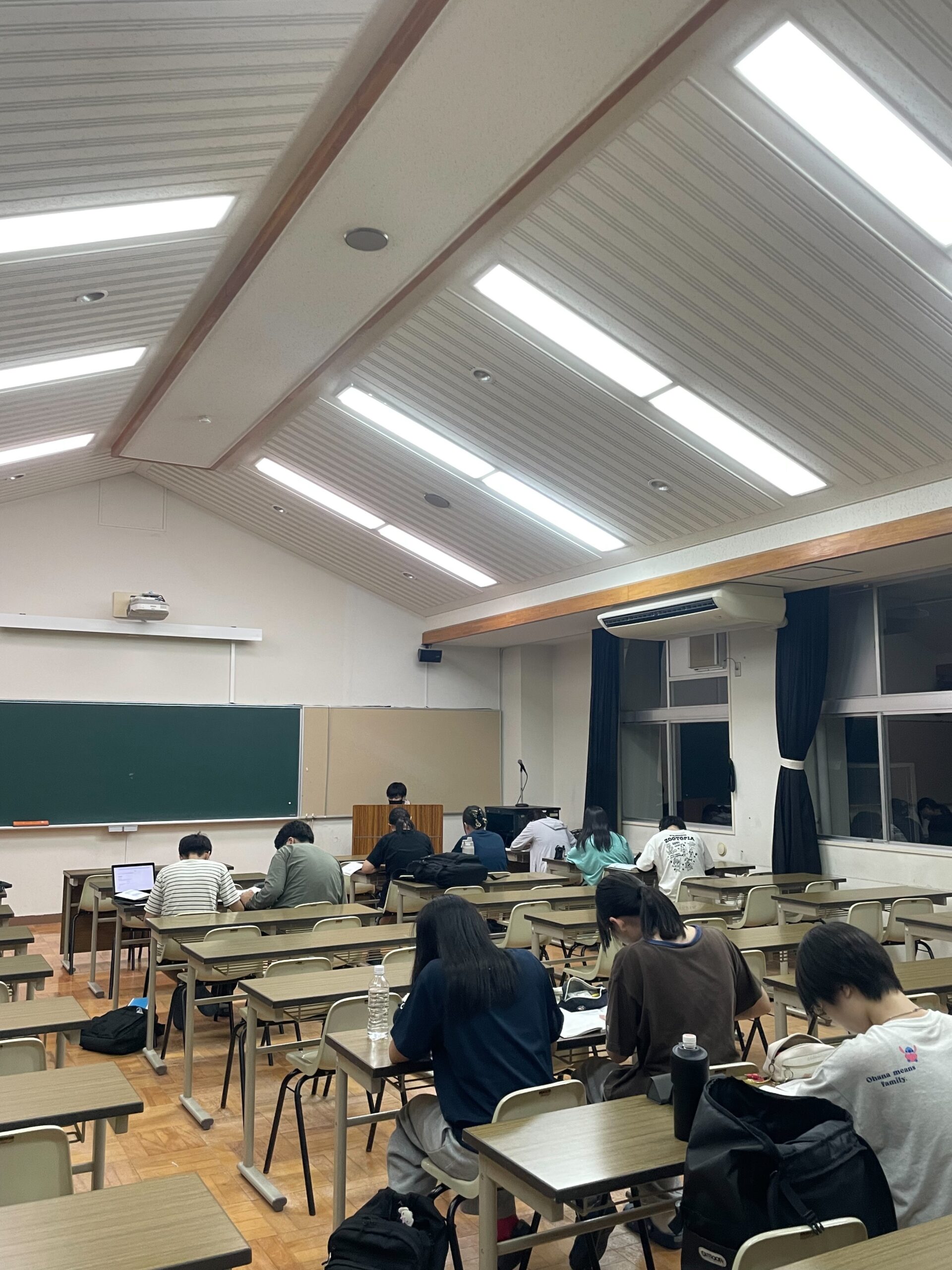 1年生は多目的教室
